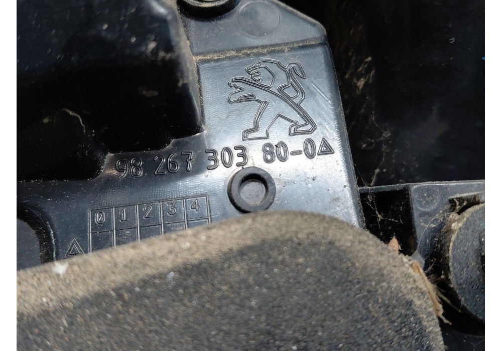 Recambio de piloto trasero derecho para peugeot 2008 i (cu_) 1.2 thp 110 / puretech 110 referencia OEM IAM   