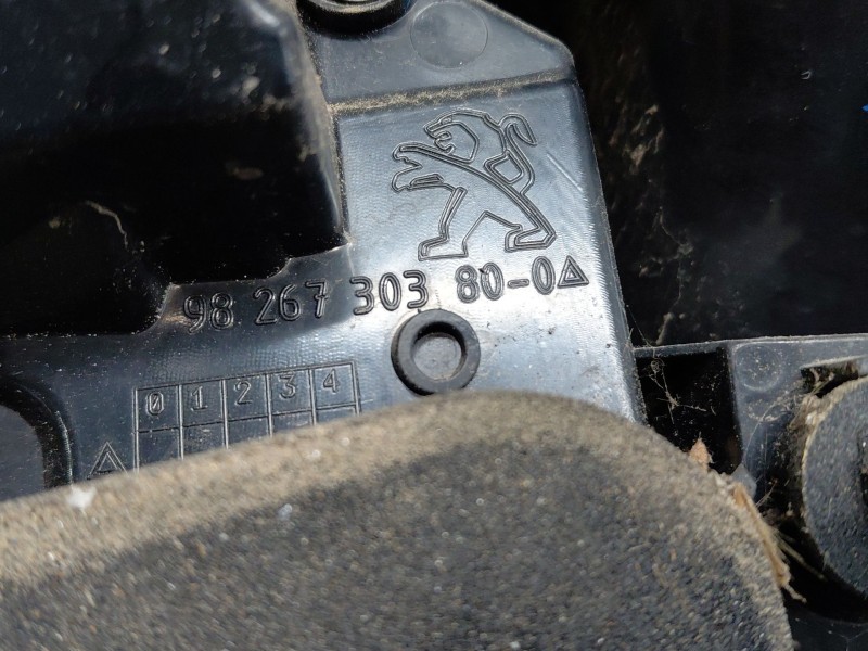 Recambio de piloto trasero derecho para peugeot 2008 i (cu_) 1.2 thp 110 / puretech 110 referencia OEM IAM   