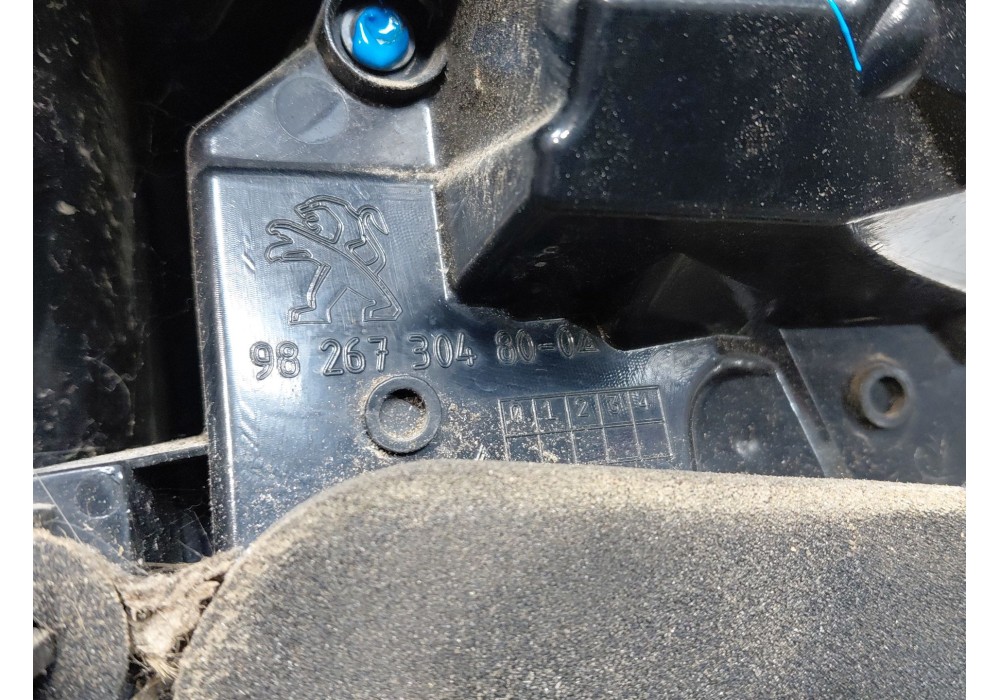Recambio de piloto trasero izquierdo para peugeot 2008 i (cu_) 1.2 thp 110 / puretech 110 referencia OEM IAM   