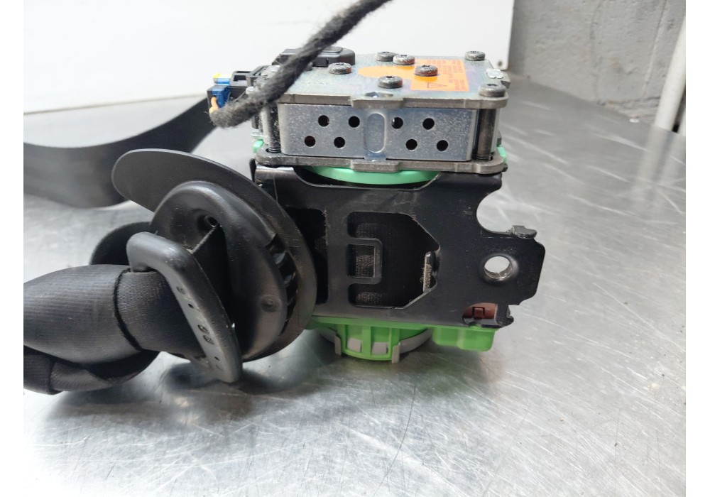 Recambio de cinturon seguridad delantero derecho para citroën c4 ii (nc_) 1.6 hdi 90 referencia OEM IAM   