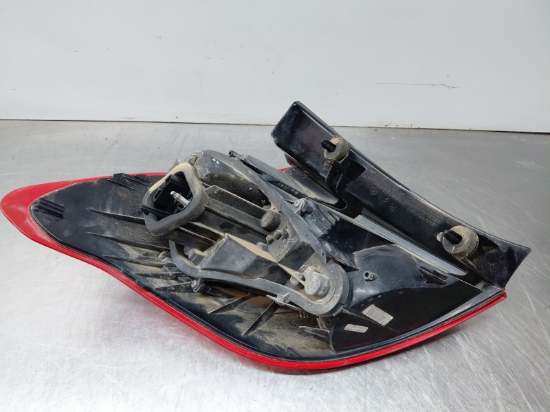 Recambio de piloto trasero derecho para citroën c4 ii (nc_) 1.6 hdi 90 referencia OEM IAM 6351KS  