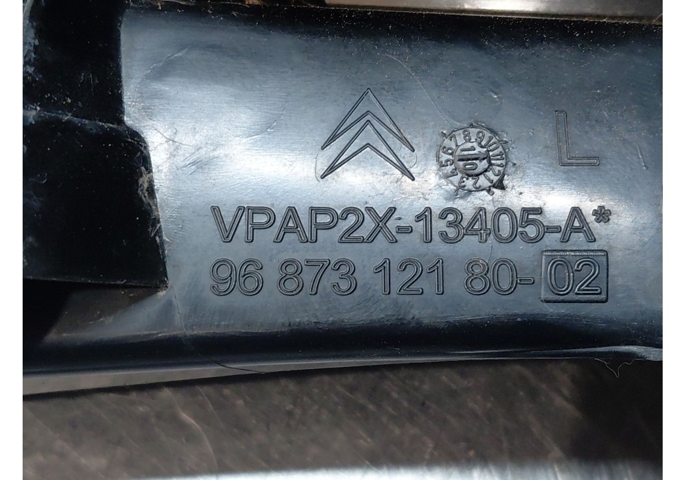 Recambio de piloto trasero izquierdo para citroën c4 ii (nc_) 1.6 hdi 90 referencia OEM IAM 6350KS  