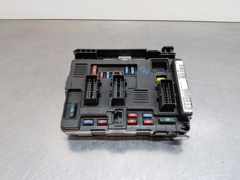 Recambio de caja reles / fusibles para citroën xsara picasso (n68) 2.0 hdi referencia OEM IAM   