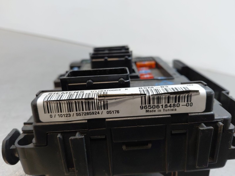 Recambio de caja reles / fusibles para citroën xsara picasso (n68) 2.0 hdi referencia OEM IAM   