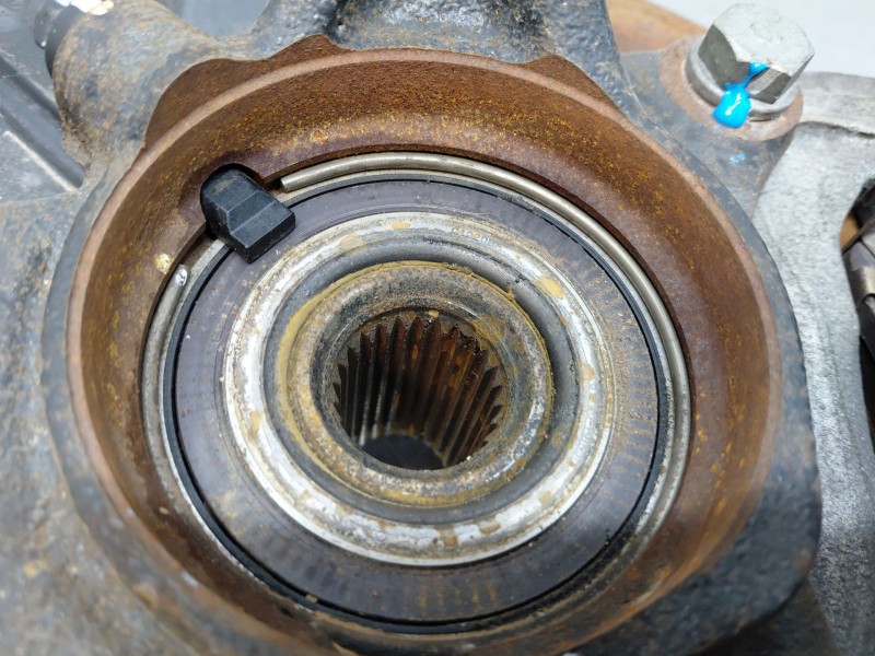Recambio de mangueta delantera izquierda para kia stonic (ybcuv) drive referencia OEM IAM   