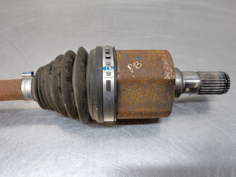 Recambio de transmision delantera derecha para kia stonic (ybcuv) drive referencia OEM IAM   
