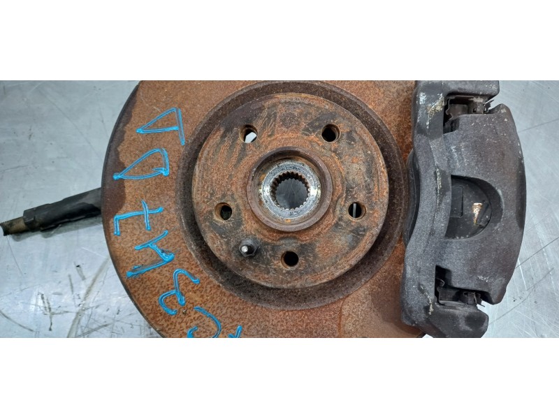 Recambio de mangueta delantera derecha para fiat doblo ii cargo (263) furgón base referencia OEM IAM 52043096  