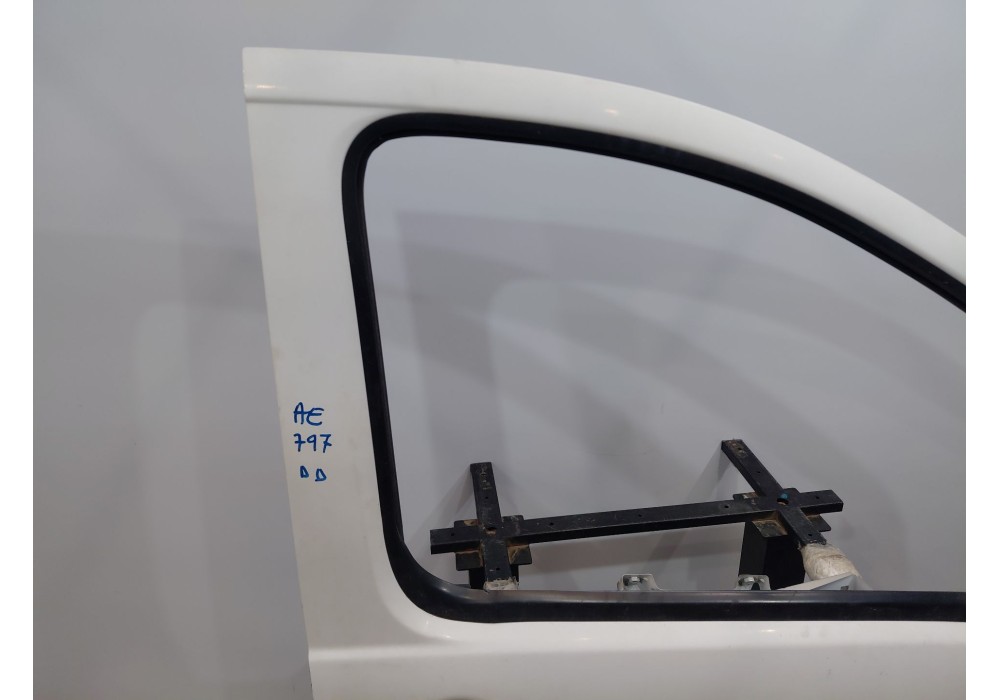 Recambio de puerta delantera derecha para citroën jumpy ii caja/chasis 2.0 hdi 125 referencia OEM IAM   