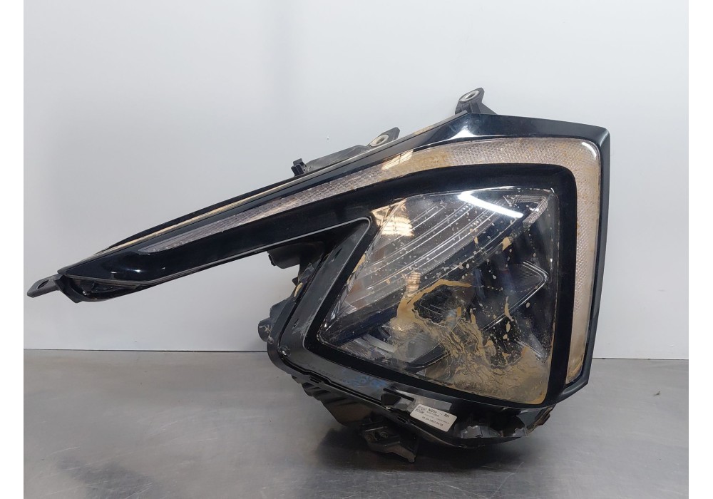 Recambio de faro derecho para kia sportage concept referencia OEM IAM 92102R2000  