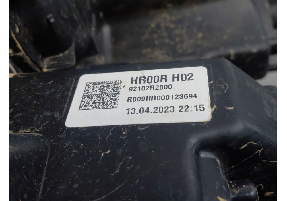 Recambio de faro derecho para kia sportage concept referencia OEM IAM 92102R2000  
