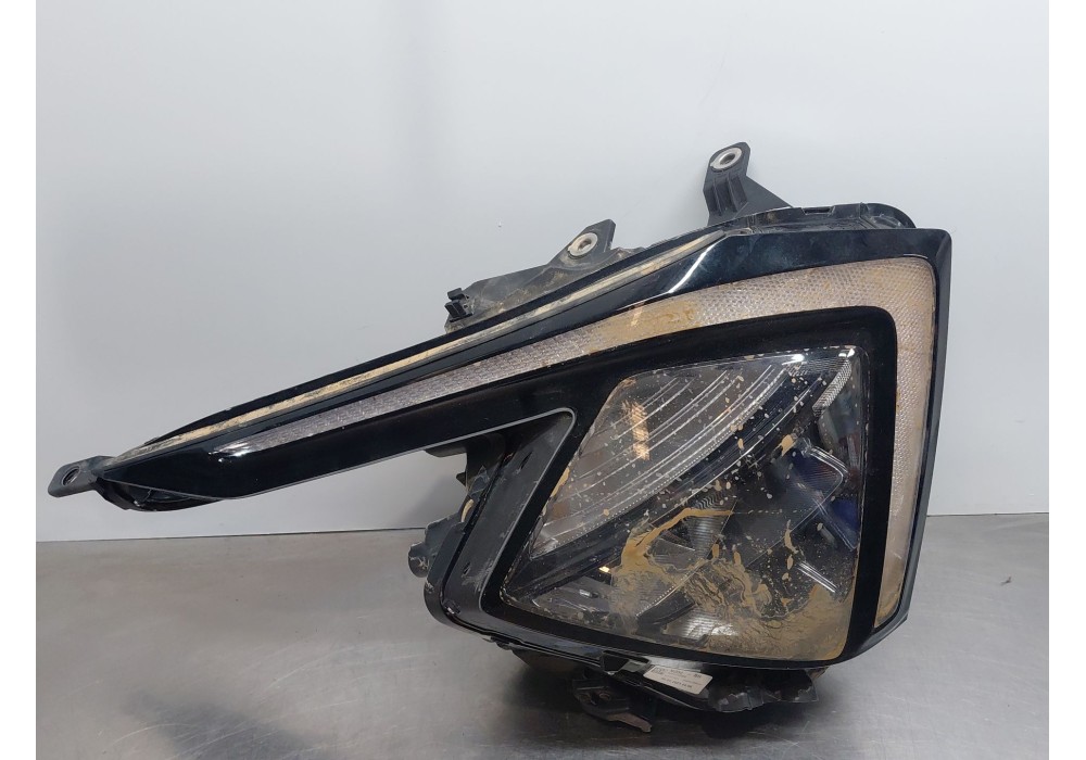 Recambio de faro derecho para kia sportage concept referencia OEM IAM 92102R2000  