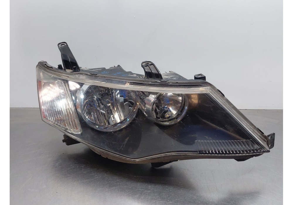 Recambio de faro derecho para mitsubishi outlander ii (cw_w) 2.0 di-d (cw8w) referencia OEM IAM 8301A160  