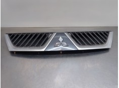 Recambio de rejilla delantera para mitsubishi outlander ii (cw_w) 2.0 di-d (cw8w) referencia OEM IAM 7450A037HB  