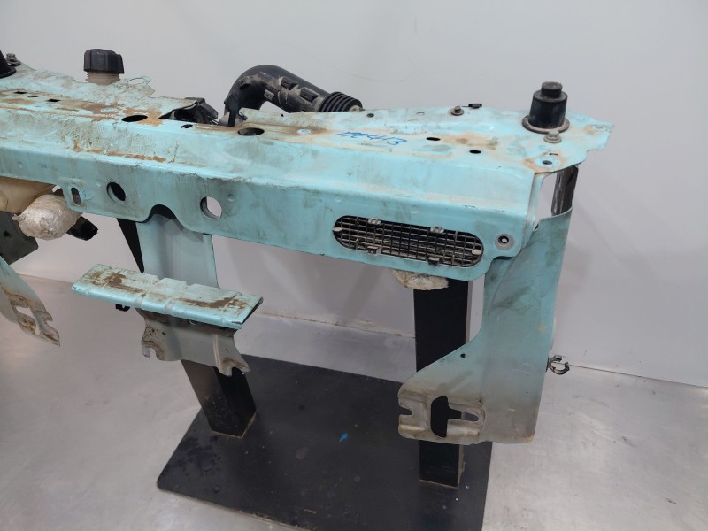 Recambio de panel frontal para renault twingo emotion referencia OEM IAM   