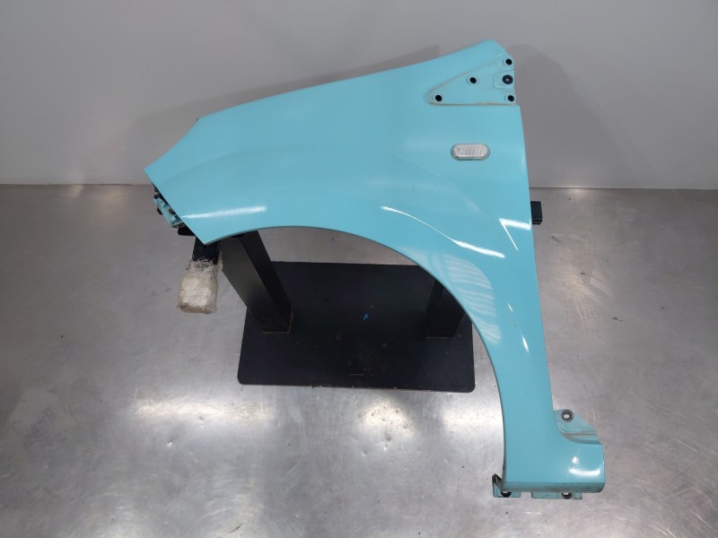 Recambio de aleta delantera izquierda para renault twingo emotion referencia OEM IAM 631017356R  