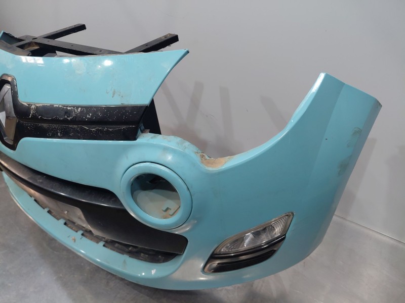 Recambio de paragolpes delantero para renault twingo emotion referencia OEM IAM 620228072R  