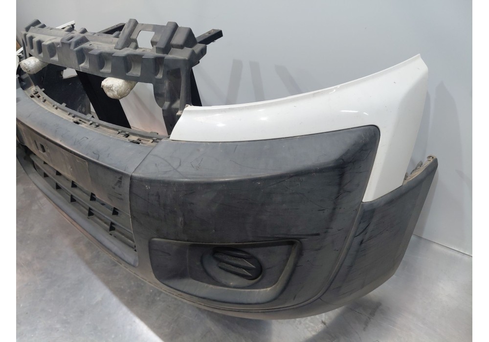 Recambio de paragolpes delantero para citroën jumpy ii caja/chasis 2.0 hdi 125 referencia OEM IAM 7401FQ  