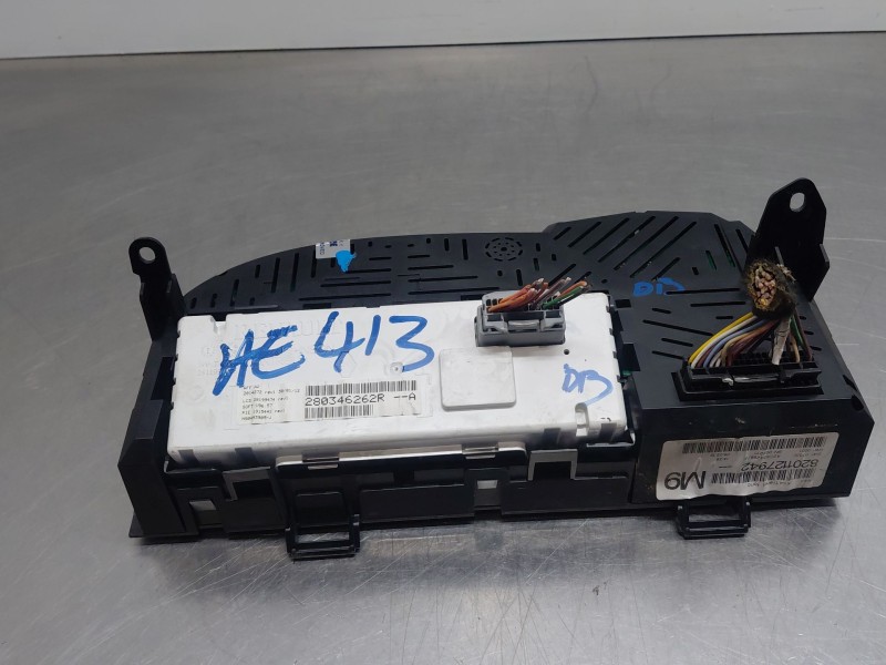 Recambio de pantalla multifuncion para renault twingo emotion referencia OEM IAM 280346262R 8201462035 
