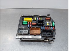 Recambio de caja reles / fusibles para citroën c3 picasso attract referencia OEM IAM 9667199780  