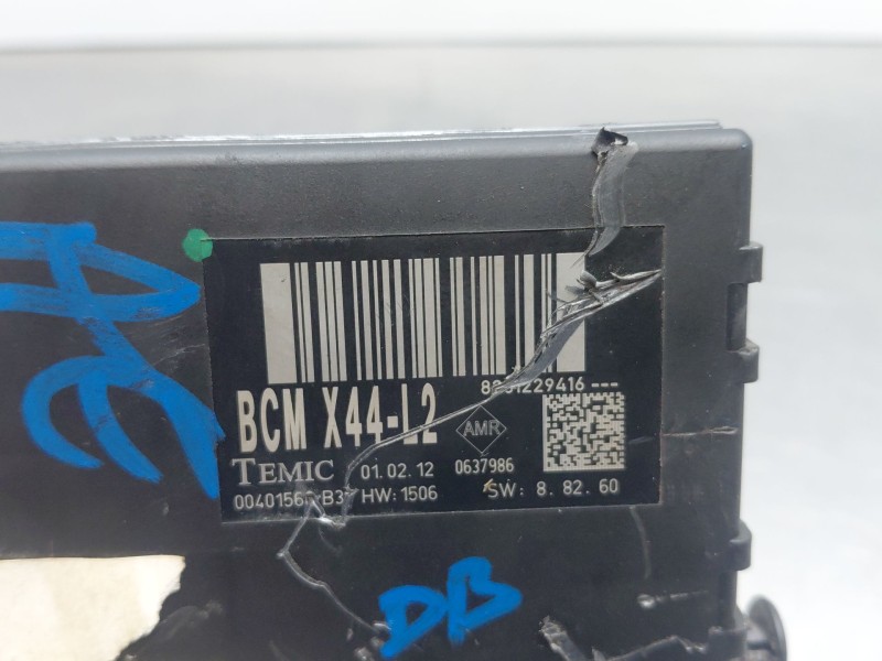 Recambio de modulo confort para renault twingo emotion referencia OEM IAM 8200874481  