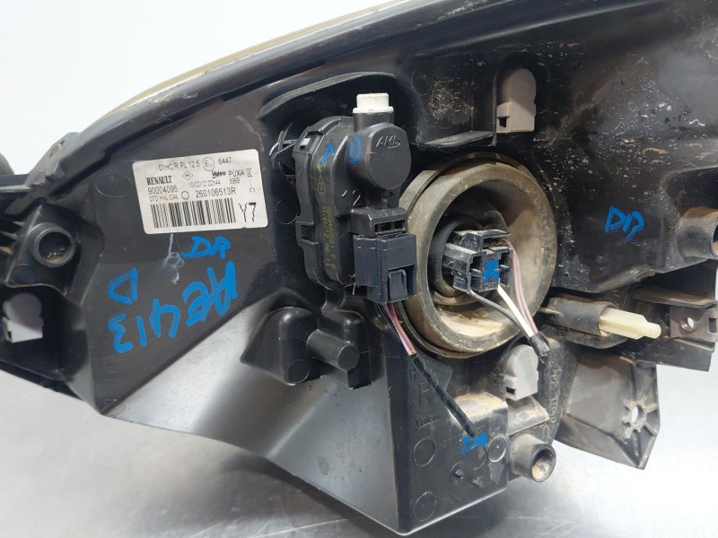 Recambio de faro derecho para renault twingo emotion referencia OEM IAM 260104611R  
