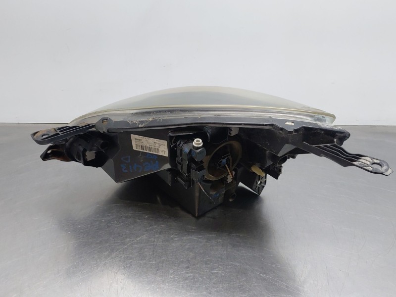 Recambio de faro derecho para renault twingo emotion referencia OEM IAM 260104611R  