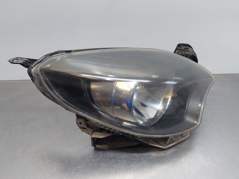 Recambio de faro derecho para renault twingo emotion referencia OEM IAM 260104611R  