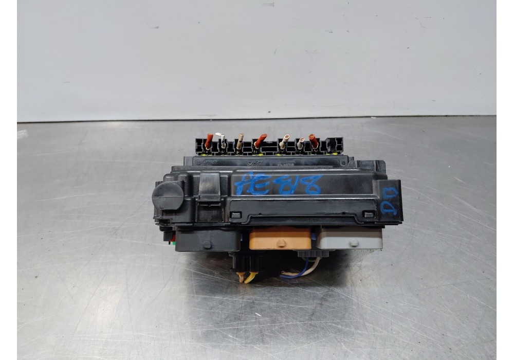 Recambio de caja reles / fusibles para citroën c3 picasso (sh_) 1.6 bluehdi 100 referencia OEM IAM 9667199680  
