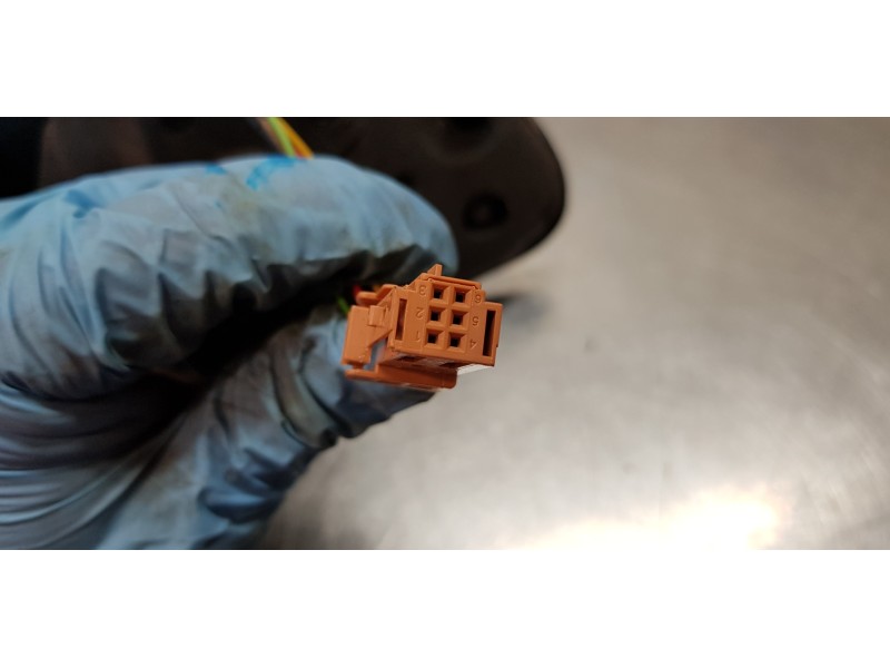 Recambio de retrovisor izquierdo para citroen c-elysée feel referencia OEM IAM 1609064880  