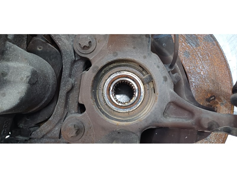 Recambio de mangueta delantera derecha para fiat doblo ii cargo (263) furgón base referencia OEM IAM 52043096  