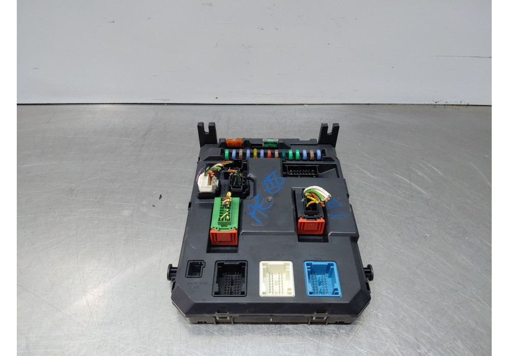 Recambio de caja reles / fusibles para citroën c3 picasso (sh_) 1.6 bluehdi 100 referencia OEM IAM 9666925080  
