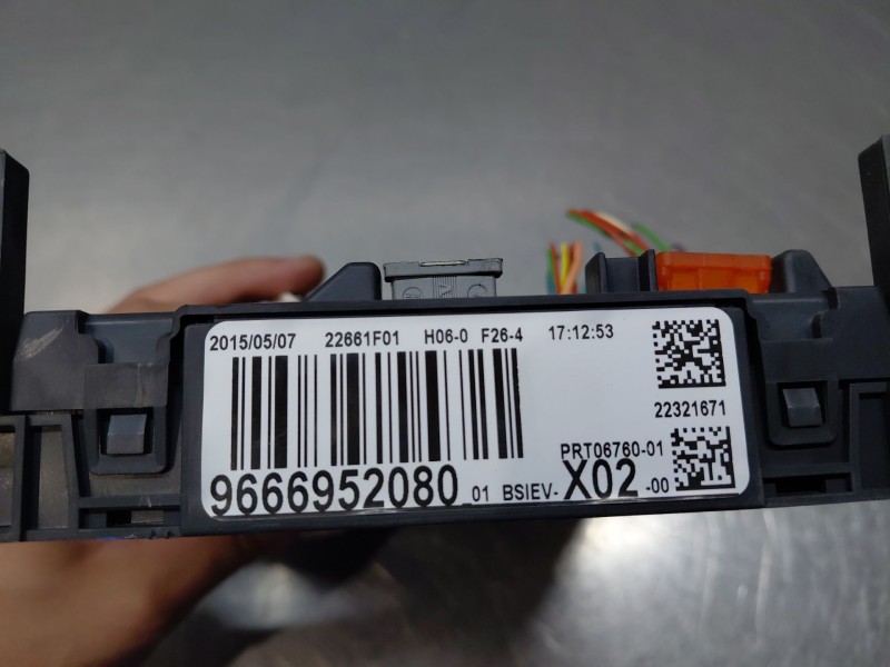 Recambio de caja reles / fusibles para citroën c3 picasso (sh_) 1.6 bluehdi 100 referencia OEM IAM 9666925080  