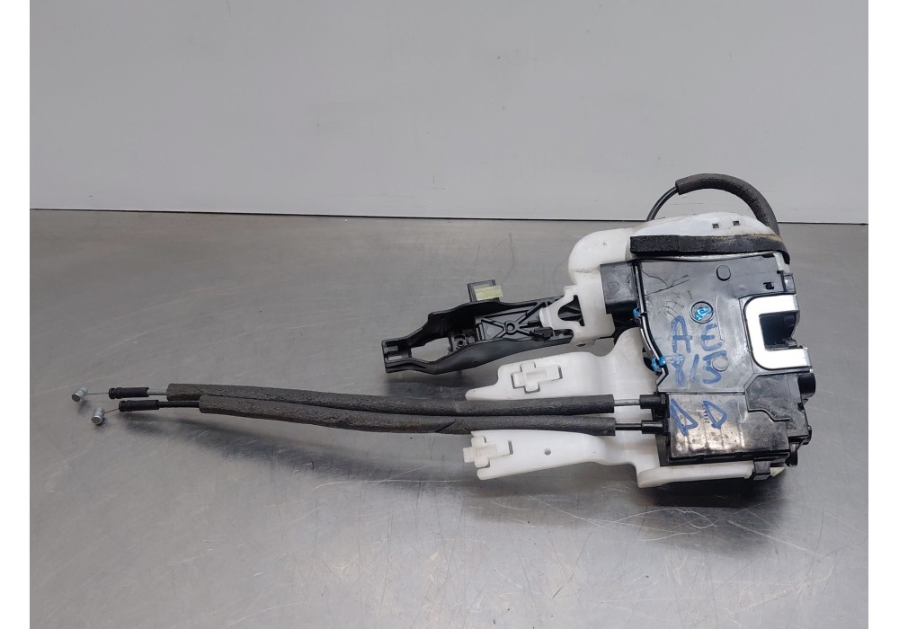 Recambio de cerradura puerta delantera derecha para hyundai ix35 (lm, el, elh) 1.7 crdi referencia OEM IAM 813202Y000  