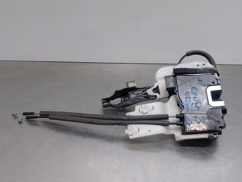 Recambio de cerradura puerta delantera derecha para hyundai ix35 (lm, el, elh) 1.7 crdi referencia OEM IAM 813202Y000  