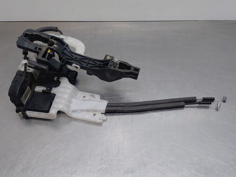 Recambio de cerradura puerta delantera derecha para hyundai ix35 (lm, el, elh) 1.7 crdi referencia OEM IAM 813202Y000  