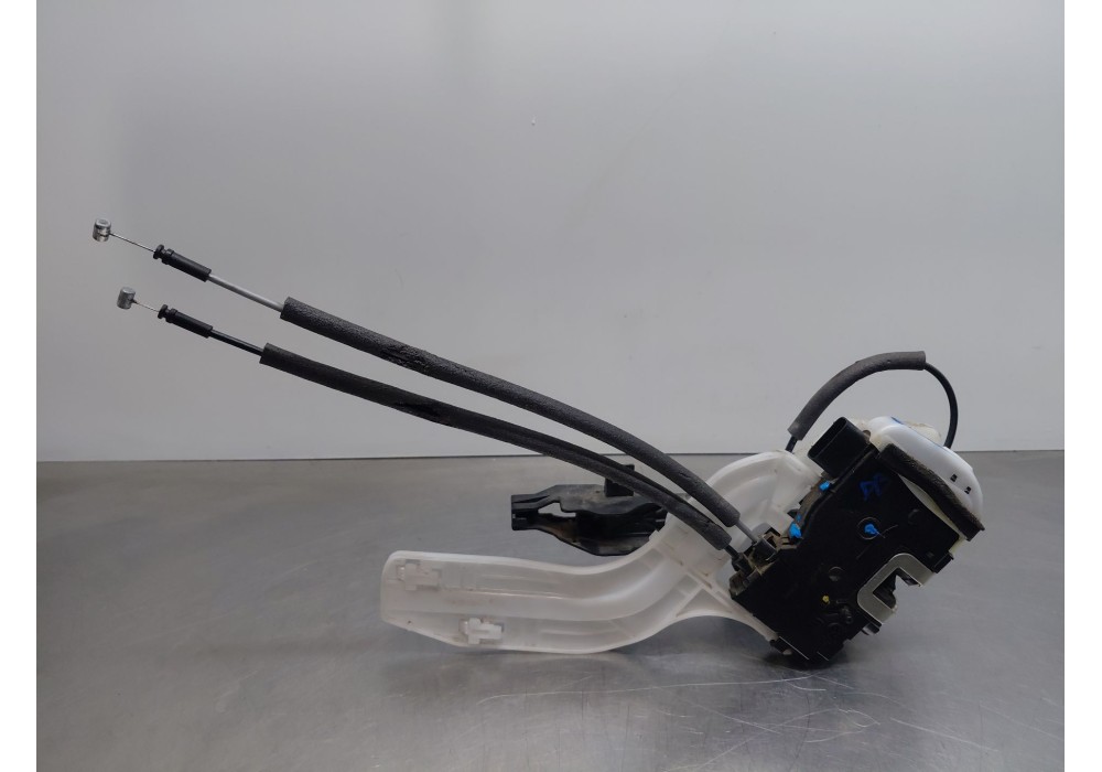 Recambio de cerradura puerta trasera derecha para hyundai ix35 (lm, el, elh) 1.7 crdi referencia OEM IAM 814202Y010  