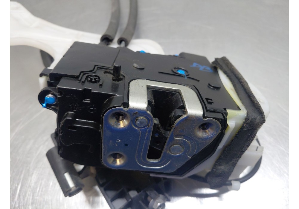Recambio de cerradura puerta trasera derecha para hyundai ix35 (lm, el, elh) 1.7 crdi referencia OEM IAM 814202Y010  