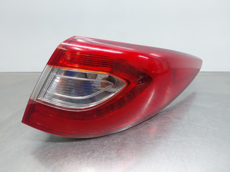 Recambio de piloto trasero derecho para hyundai ix35 (lm, el, elh) 1.7 crdi referencia OEM IAM 924022Y500  