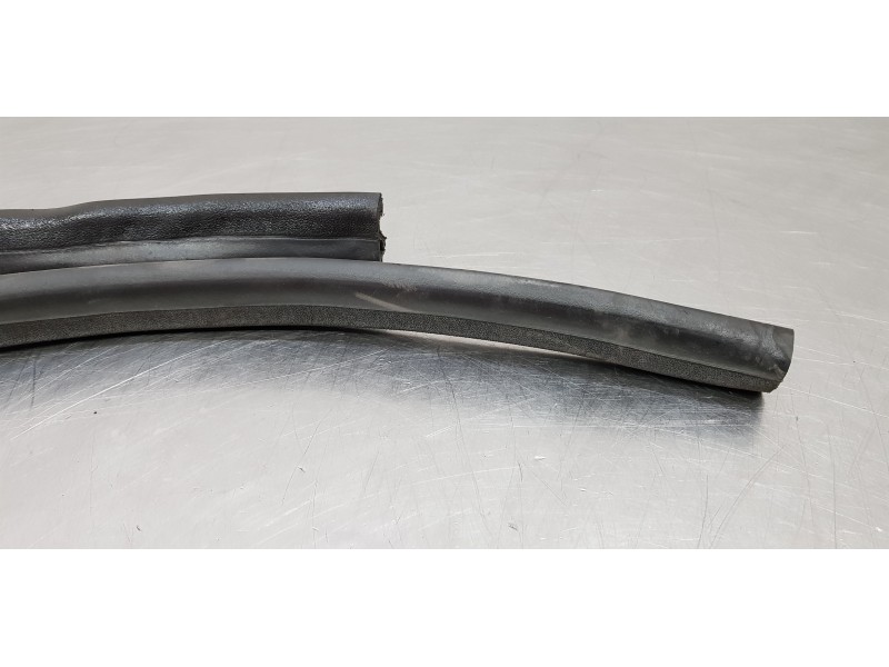 Recambio de gomas contorno puerta para dacia lodgy laureate referencia OEM IAM 769236807R   Recambio de gomas contorno puerta para dacia lodgy laureate referencia OEM IAM 769236807R