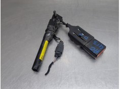 Recambio de pretensor airbag derecho para renault twingo emotion referencia OEM IAM 878968235R   2