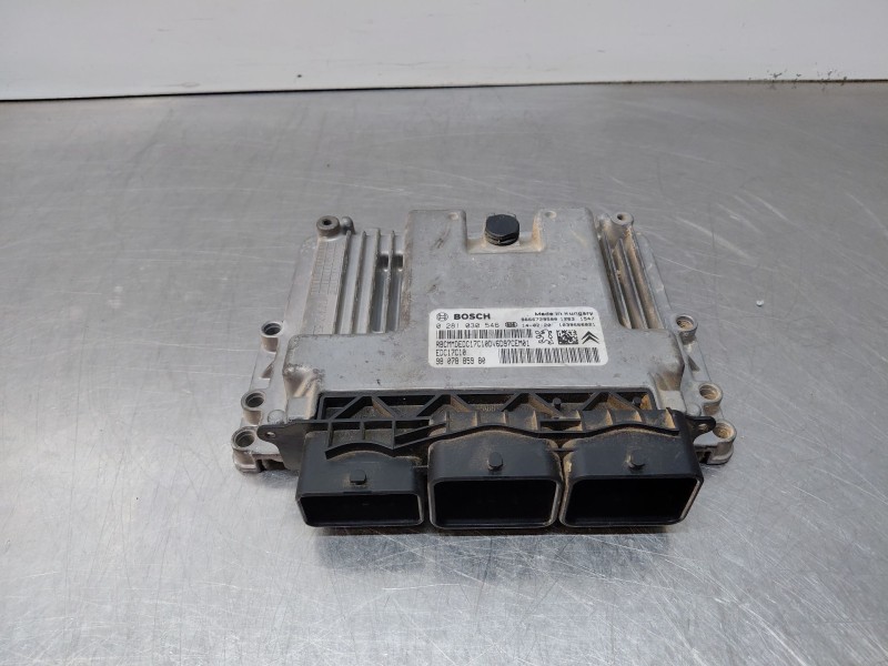 Recambio de centralita motor uce para citroën c3 picasso attract referencia OEM IAM 9807885980  