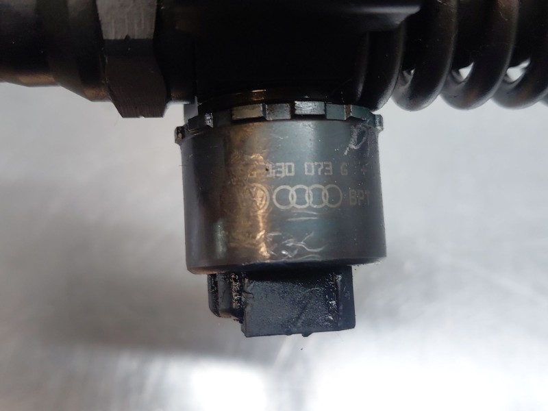 Recambio de inyector para mitsubishi outlander ii (cw_w) 2.0 di-d (cw8w) referencia OEM IAM 03G130073G  