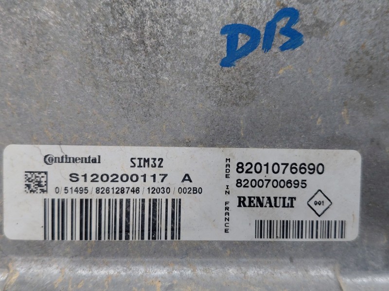 Recambio de centralita motor uce para renault twingo emotion referencia OEM IAM 8201076690  