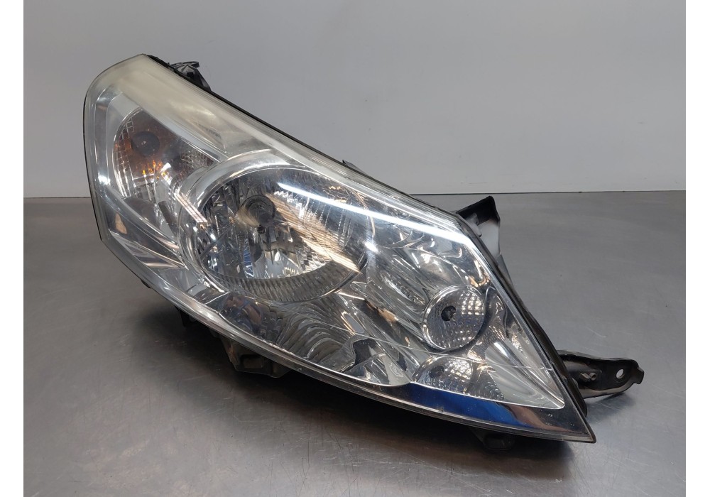 Recambio de faro derecho para citroën jumpy ii caja/chasis 2.0 hdi 125 referencia OEM IAM 1401367980  