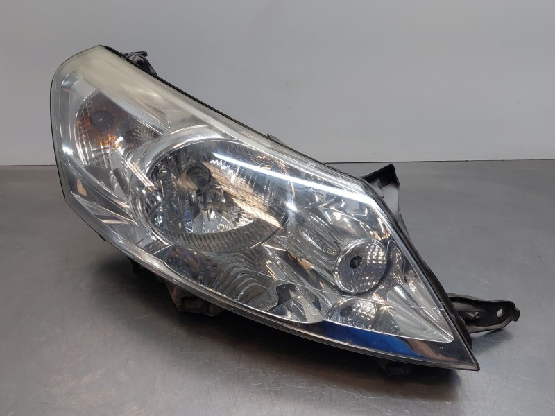 Recambio de faro derecho para citroën jumpy ii caja/chasis 2.0 hdi 125 referencia OEM IAM 1401367980  