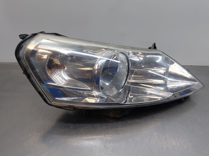 Recambio de faro derecho para citroën jumpy ii caja/chasis 2.0 hdi 125 referencia OEM IAM 1401367980  