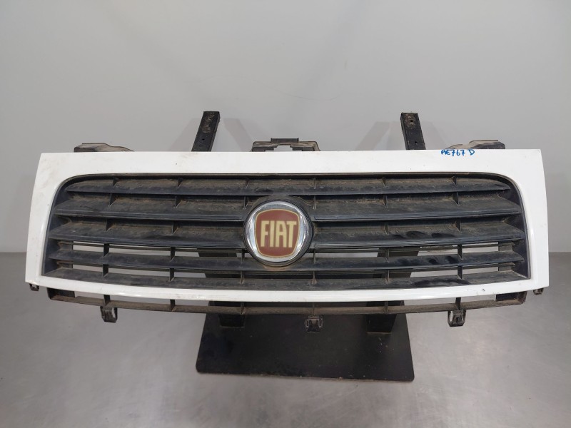 Recambio de rejilla delantera para fiat scudo autobús (270_, 272_) 2.0 d multijet referencia OEM IAM   