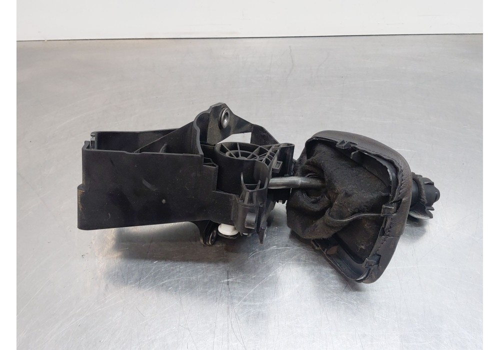 Recambio de palanca cambio para citroën jumpy ii caja/chasis 2.0 hdi 125 referencia OEM IAM 2400EG  