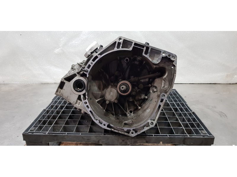 Recambio de caja cambios para nissan qashqai (j11) acenta referencia OEM IAM TL4137 320103418R 320104EA0C
