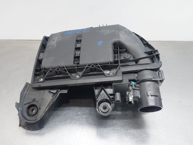 Recambio de filtro aire para citroën c3 picasso attract referencia OEM IAM 9673061080  